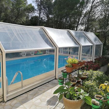 Studio Meuble Independant Chez L'Habitant Uchaux Eksteriør billede